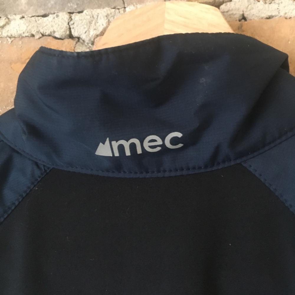 MEC Jacket - Picture 6 of 8